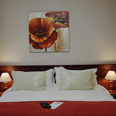 Malcolm Lodge Harare Luaran gambar