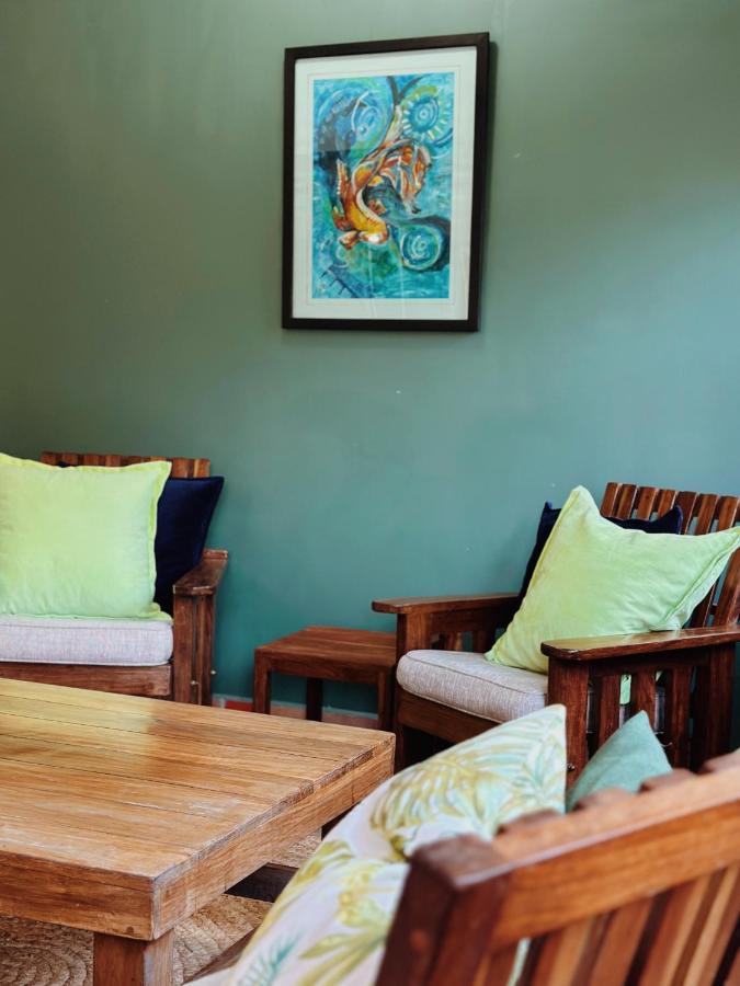 Malcolm Lodge Harare Luaran gambar