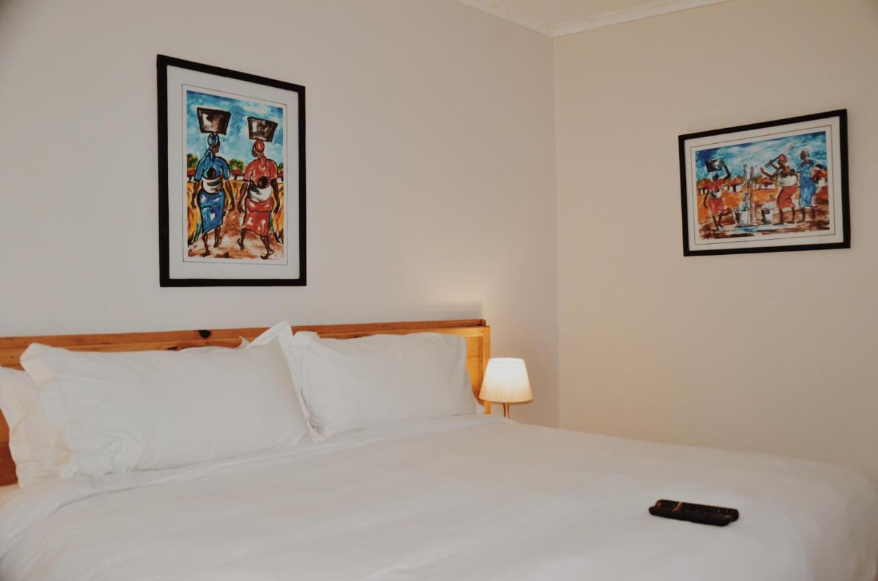 Malcolm Lodge Harare Luaran gambar