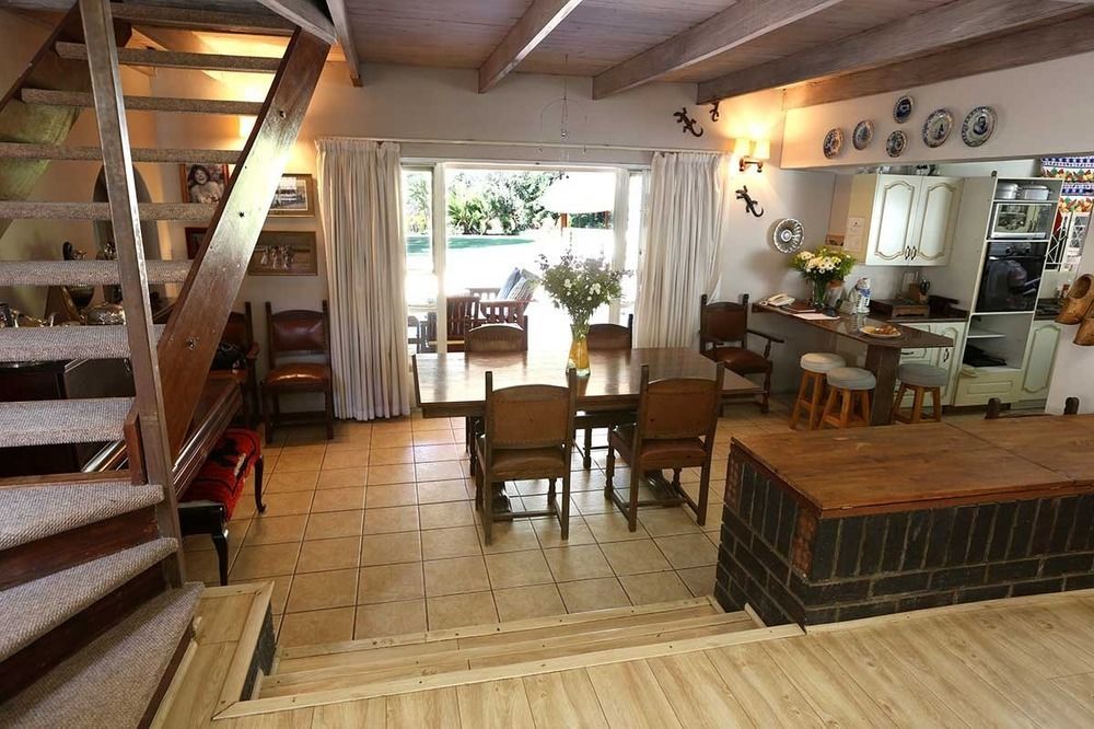 Malcolm Lodge Harare Luaran gambar